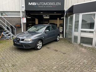 Seat Ibiza 1.4-16V Trendstyle/1 Jaar APK/5Deurs/Airco/Nette Auto!!!