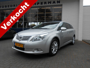 Toyota Avensis wagon 1.8 VVTi Business Trekhaak / Achteruitrijcamera / Winterset / Nieuwe APK 7-2024