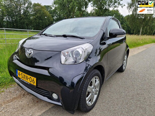 Toyota IQ 1.0 VVTi Aspiration dealer onderhouden! Airco, navigatie