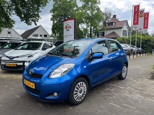 Toyota Yaris 1.3 VVTI ASPIRATION AUTOMAAT 5-DEURS / AIRCO ELEK. RAMEN PDC