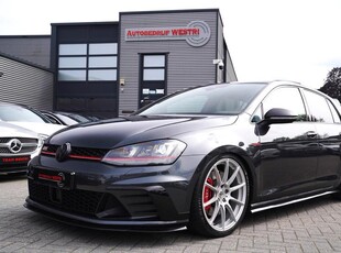 Volkswagen Golf 2.0 TSI GTI Clubsport | Kuipstoelen | AIRRIDE | Panorama | LED koplampen | Showcar | Stoelverwarming | Camera |