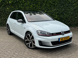 Volkswagen Golf 2.0 TSI GTI Performance Pano/Dynaudio/Navi/Camera