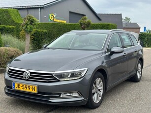 Volkswagen Passat Variant 1.6 TDI Connected Series 2016 Navi/Clima/Lmv