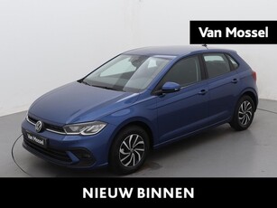 Volkswagen Polo 1.0 TSI Life 95 PK DSG | Automaat | Apple Carplay | Parkeersensoren | Digital Cockpit | Stoelverwarming | Snelheidsbegrenzer | LED Verlichting | Rijstrookhulp |