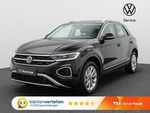 Volkswagen T-Roc 1.5 TSI Style 150PK DSG Achteruitrijcamera, stuur/stoelverwarming, side assist, keyless, virtual pedal, 17'' lichtmetaal