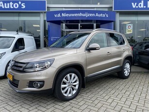 Volkswagen Tiguan 2.0 TSI Sport&Style 4Motion | Stoelverwarming | Parkeer sensoren | info: JEROEN 0492-588980 info: JEROEN 0492-588980