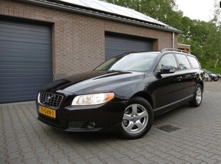 Volvo V70 2.0 Kinetic ECC PDC LEDER 2008