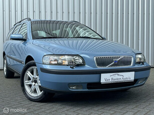 Volvo V70 2.5 T | Edition | 57.000km | 1e eig | Youngtimer | leder | Clima | Cruise | Volledige historie |