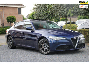 Alfa Romeo Giulia 2.0T Super 200 PK Aut. Schuifdak Camera Cruise 17''