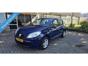 Dacia Sandero 1.2 Ambiance 5 DRS EN LEKKER GOEDKOOP RIJDEN