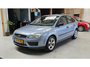 Ford Focus 1.6-16V Trend Airco, Sportvelgen. APK, NAP