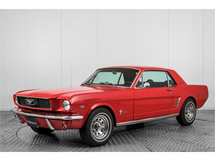 Ford Mustang 289 V8 automatic .