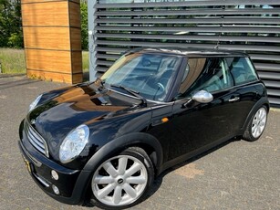 MINI Mini 1.6 AICO/ CRUISE / STOEL VERWARMING / MET NW APK RECHTSTREEKS VAN KLANT TE KOOP € 2240 WIJ bemiddelen bij de verkoop , auto is rechtstreeks van client te koop met een nieuwe apk echter zonder garantie