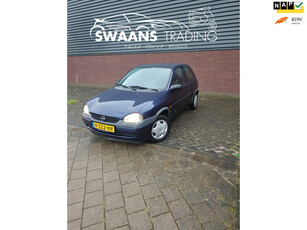 Opel Corsa 1.0i-12V Eco met nieuwe APK