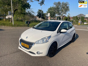 Peugeot 208 1.2 e-VTi Active / automaat / airco / cruise.control / trekhaak / elek.pakket / historie / nap….