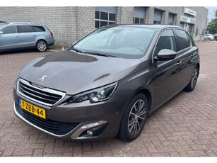 Peugeot 308 1.2 PureTech Allure 131pk Panoramadak Afn. trekhaak