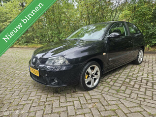 Seat Ibiza 1.4-16V 25 Edition I inruilkoopje!!!!