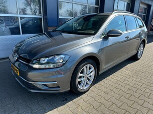 Volkswagen Golf 1.0 TSI CL BNS TREKHAAK. ALL.IN.