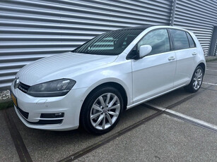 Volkswagen Golf 1.4 TSI Highline LED-PANO-LEER-STOELVERWARMING