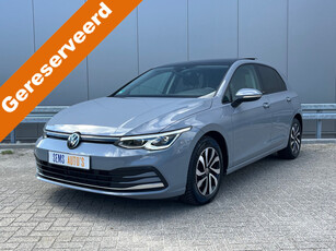 Volkswagen Golf 1.5 eTSI Style Panorama dak / IQ LIGHT / Nieuw Staat !