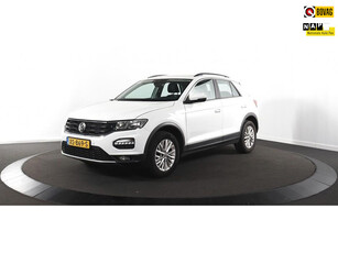 Volkswagen T-Roc 1.5 TSI Style TREKHAAK/ALARM/DAB RADIO