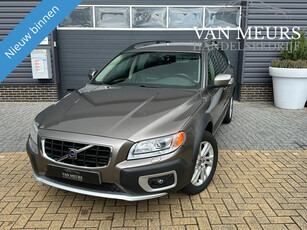 Volvo XC70 3.2 Summum, automaat, 4x4, Trekhaak, xenon, leder, apk 01-2025