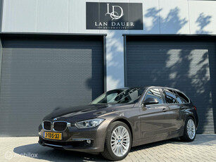 BMW 3-serie Touring 328i High Executive / Schuifdak / Automaat