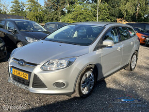 Ford Focus Wagon 1.0 EcoBoost Trend airco navi cruise Nap