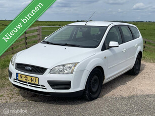 Ford Focus Wagon 1.6 2007 wit