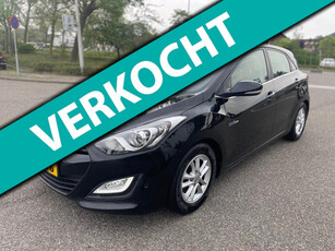 Hyundai I30 1.6 GDI i-Vision / airco / cruise.control / trekhaak / elek.pakket / camera / lmv / pdc / nap…..