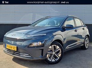 Hyundai Kona EV Comfort 64 kWh | 1ste eigenaar | Trekhaak | ? 2.000,- subsidie mogelijk | Zeer nette auto | Achteruitrijcamera | Apple Carplay & Android auto |