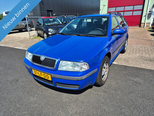 Škoda Octavia Combi 1.6 Comfort Clima Nap Trekhaak