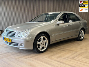 Mercedes-Benz C-klasse 180 K. Classic AUTOMAAT NAVI PDC V+A