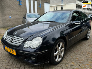 Mercedes-Benz C-klasse Sportcoupé 180 K. HANDEL / EXPORT