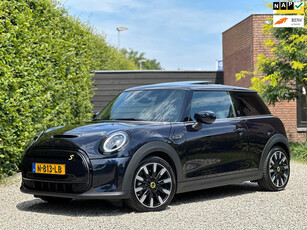 Mini Mini Electric MINI YOURS 33kWh, VOL OPTIES, 10000 KM, NL-AUTO NAP,PANORAMADAK, NW PRIJS €42000,-