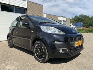 Peugeot 107 1.0 Sportium 5DR NAP APK Airco Trekhaak LED Elektrische ramen