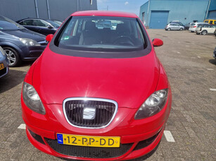 SEAT Altea 2.0 benzine rijd super APK bij aflevering