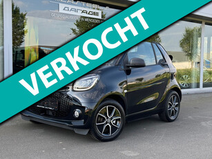 Smart Fortwo cabrio EQ PASSION 18 kWh AUTOMAAT , achteruitrijcamera , Apple-carplay