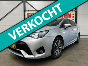 Toyota Avensis Touring Sports 1.8 VVT-i Business Pro + Panorama | Camera | Leder | Navigatie | Cruise | Rijklaarprijs