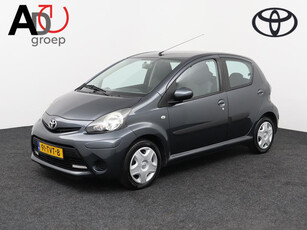 Toyota Aygo 1.0 VVT-i Aspiration AUTOMAAT | Trekhaak voor fietsendrager | Airco | Electrische ramen | Bluetooth |