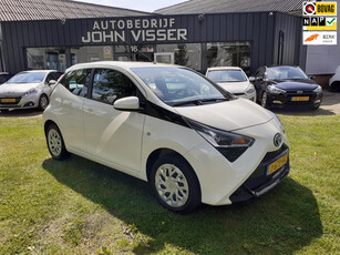 Toyota Aygo 1.0 VVT-i x-play *Cruise*Camera*Carplay*Zuinig!*