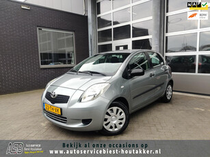 Toyota Yaris 1.3 VVTi Terra 5-Deurs | Trekhaak | Centrale deurvergrendeling | Onderhoudshistorie bekend