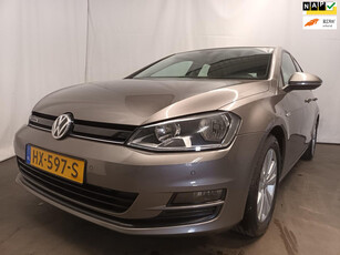 Volkswagen Golf 1.0 TSI Business Edition Connected - Airco - Navi - Trekhaak