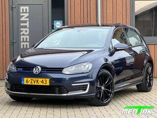 Volkswagen GOLF 1.4 TSI GTE PANO N.A.P. LEDER LED NAVI