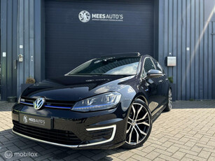 Volkswagen Golf 1.4 TSI GTE|Pano|Navi|Camera|Apple CarPlay|