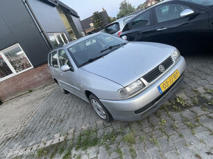 Volkswagen Polo Variant 1.4-16V Comfortline opruiming !!!