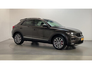 Volkswagen T-Roc 1.5 TSI 150pk DSG Sport Business R Camera Virtual Cockpit Stoelverwarming Navigatie