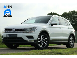 Volkswagen Tiguan 1.4TSI Sound ACT / 150PK! / Trekhaak / ACC / Navigatie!