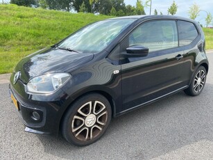 Volkswagen Up 1.0 high ! BlueMotion