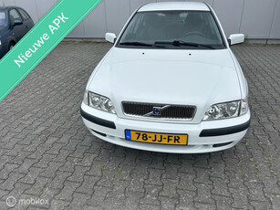 Volvo S40 1.6 in nieuwstaat